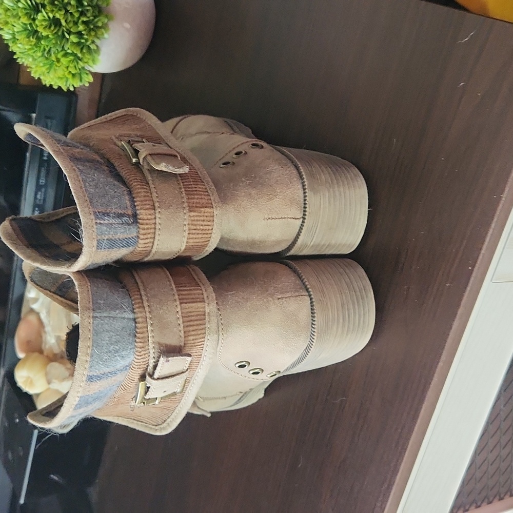 Rocky & Candy lace up boots size 6 - Picture 2 of 4
